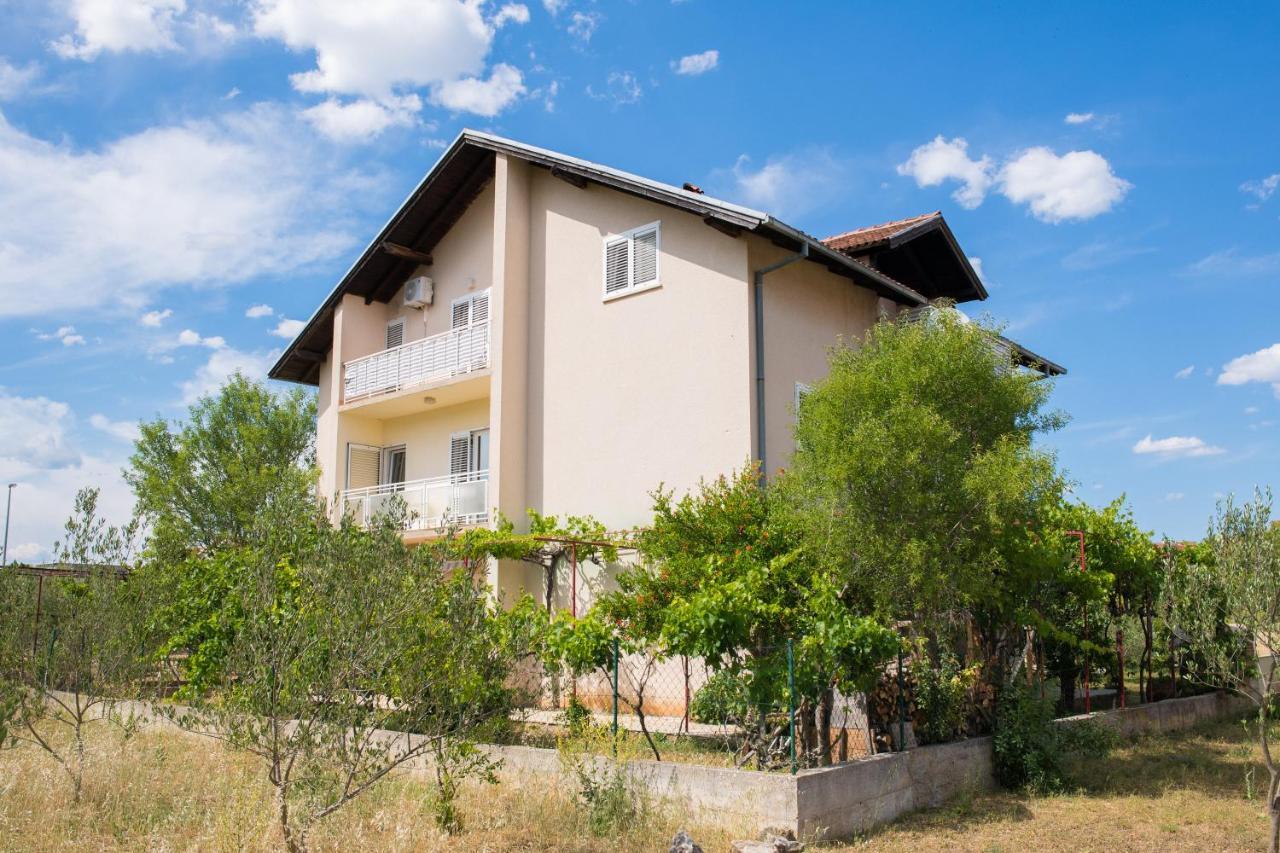 Apartment Dalmatien Raslina Exterior photo
