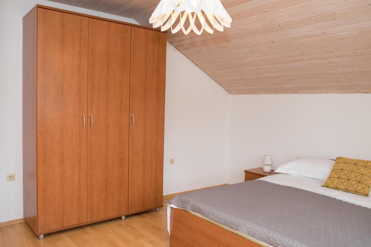 Apartment Dalmatien Raslina Exterior photo